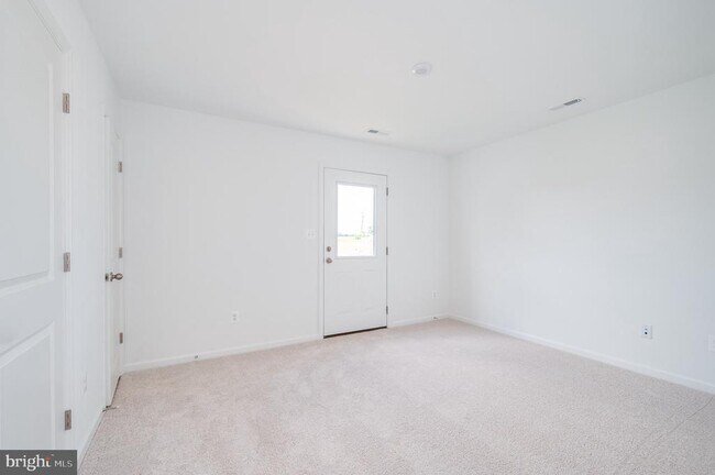 Photo - 24 Armistead Pl