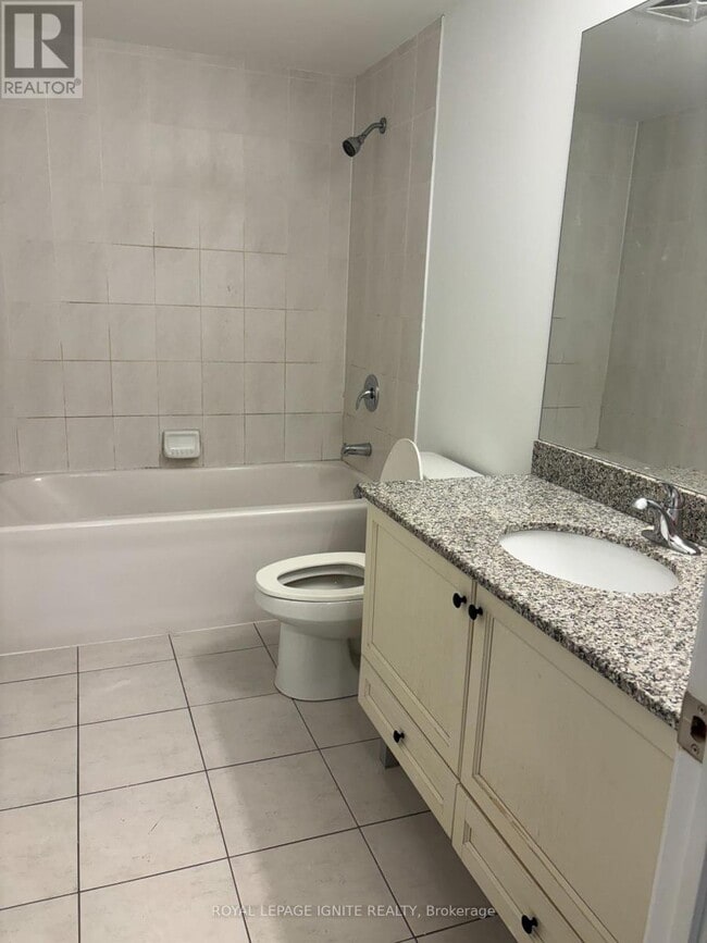 Photo - 701 Sheppard Ave W Unité 119