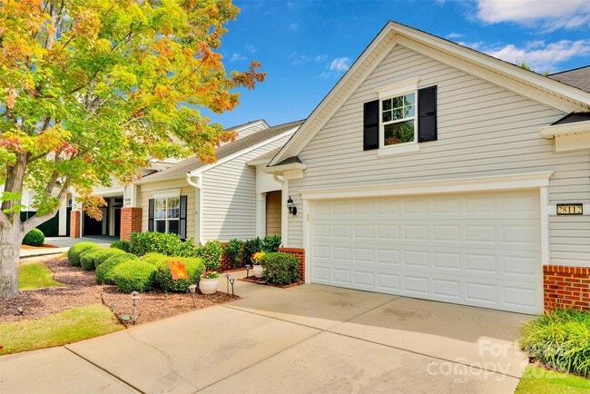 Photo - 28112 Song Sparrow Ln