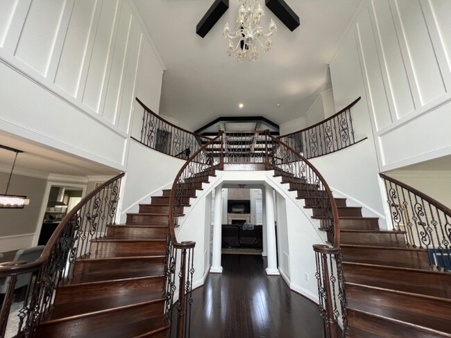 Photo - 1458 Olmsted Dr