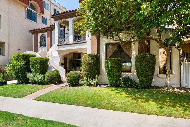 Photo - 8641 W Olympic Blvd Unit 8641