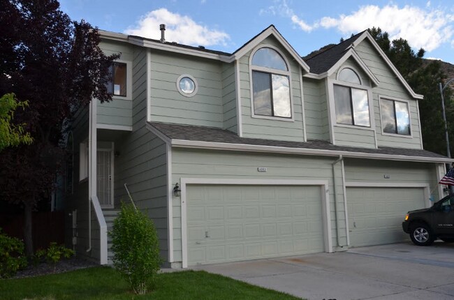 Photo - 4062 Snowshoe Ln