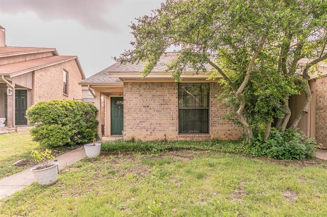 Photo - 611 Lost Springs Ct Townhome
