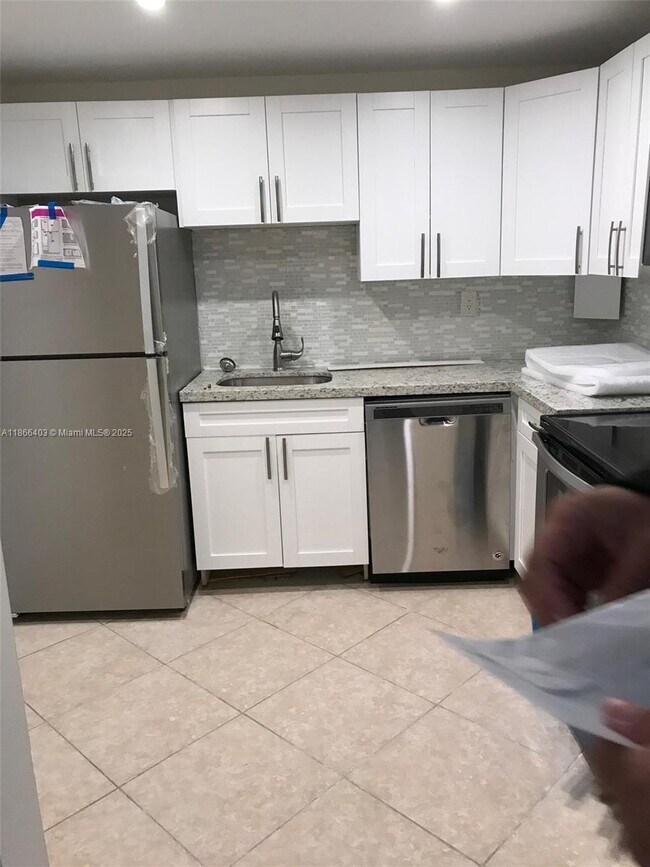 Photo - 200 178th Dr Unit 505