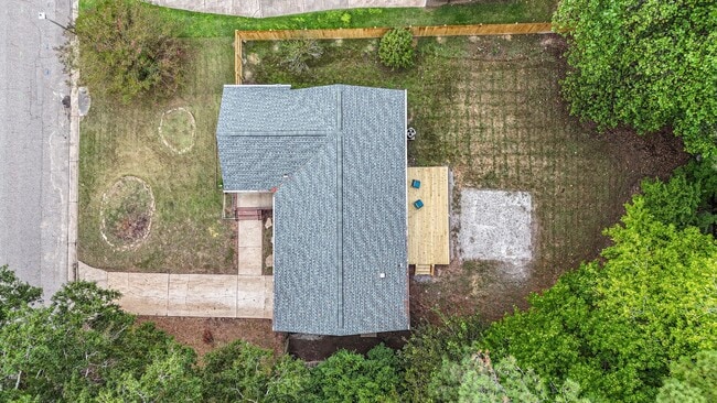 117 Queen Mary Ct