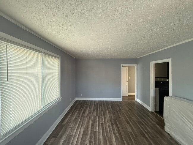 Photo - 1729 Shawnee Ave SE