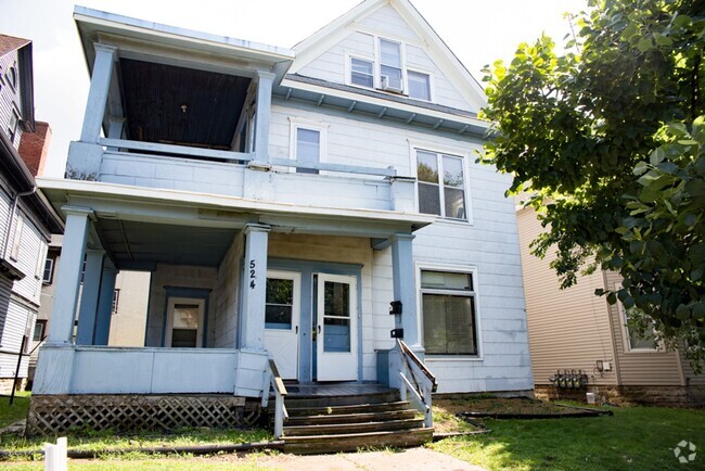 Building Photo - 524-8TH Unit 1 Rental