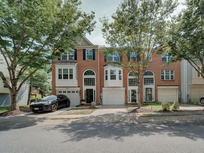 Building Photo - 3019 Spice Bush Rd Rental