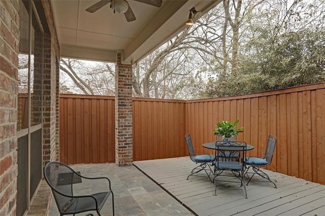 Photo - 6010 La Vista Dr