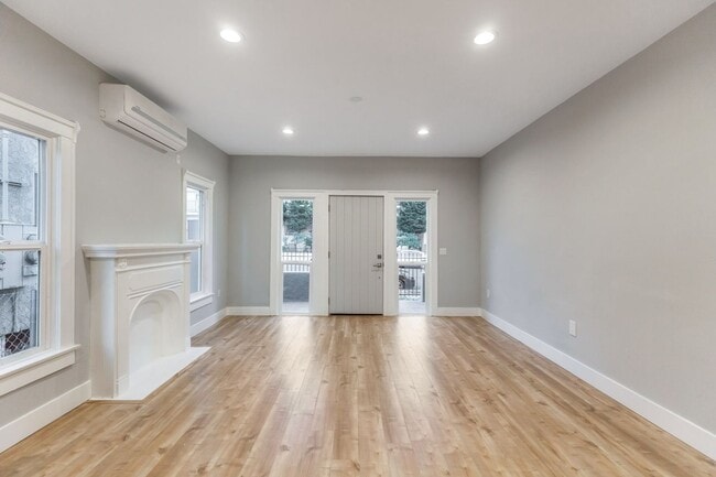 Photo - Beautiful 2 bedroom in Echo Park/Silver Lake with parking! Unit 415 Coronado