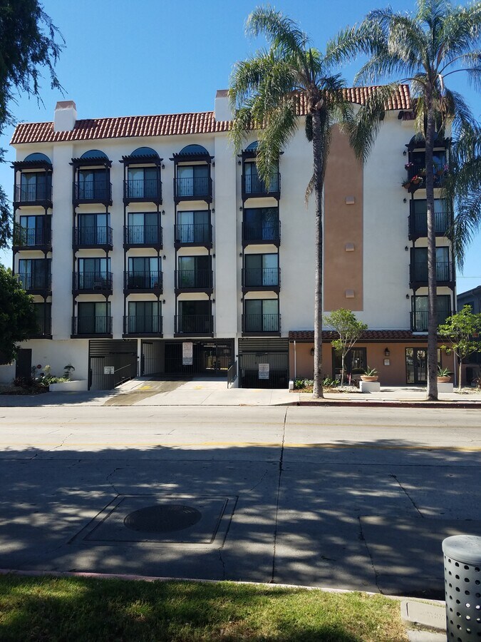 Camarillo Sunshine Apartments - Camarillo Sunshine Apartments