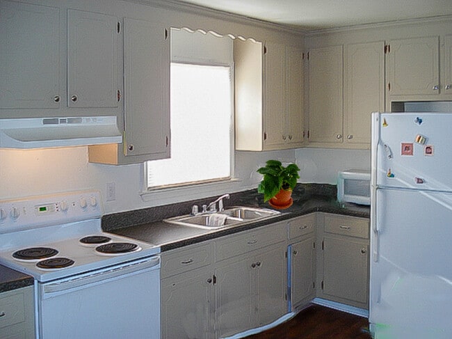 Photo - 3309 Irvington St