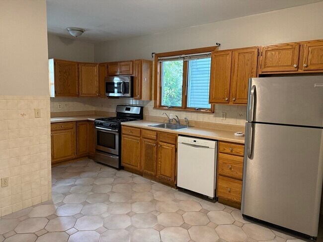 Photo - 44 Saint Margaret St Unit 1