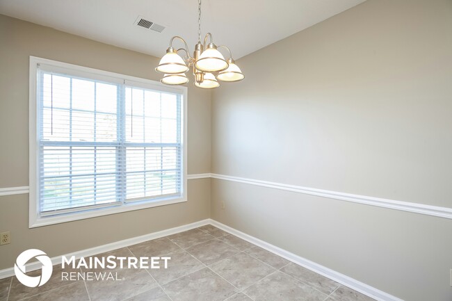 Photo - 3208 Presley Way