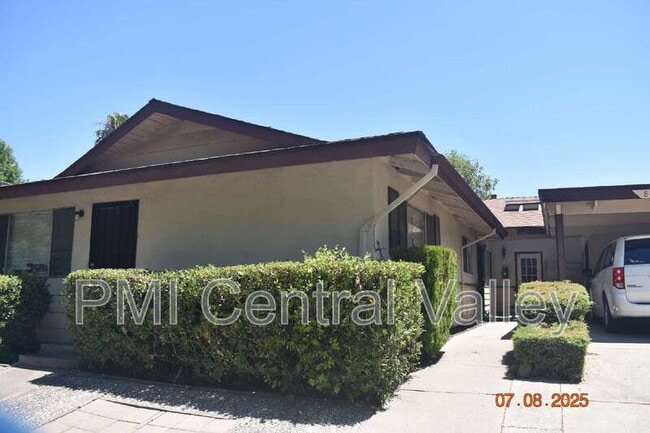 Building Photo - 842 Yerba Buena Ave Rental