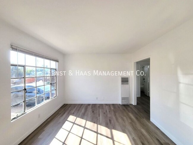 Photo - 1027 E 7th St Apartment Unit 01