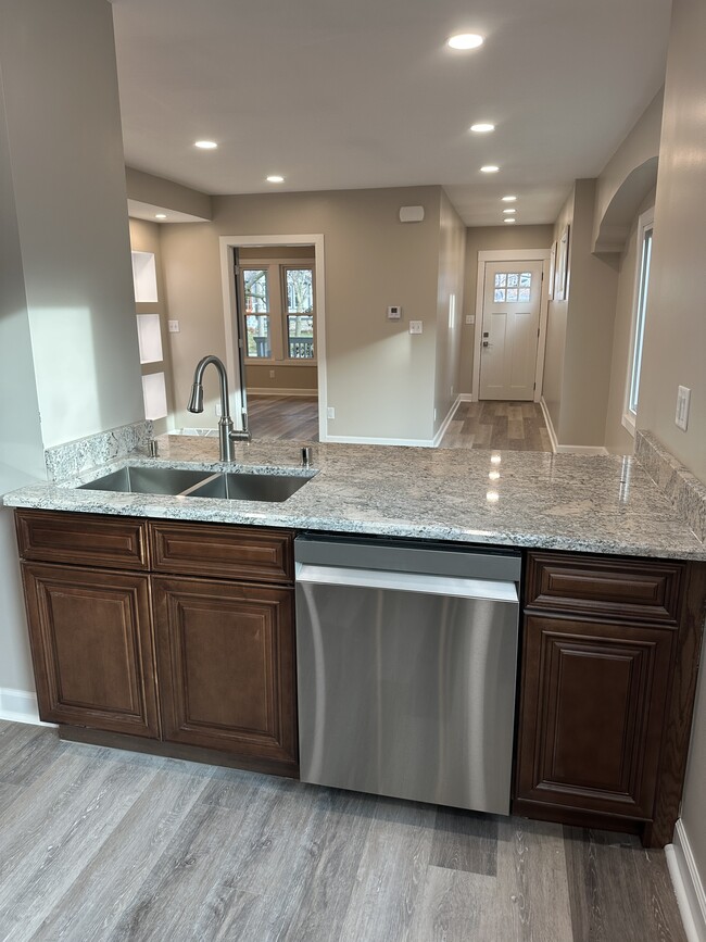 Photo - 3149 S Illinois Ave Unit 3149