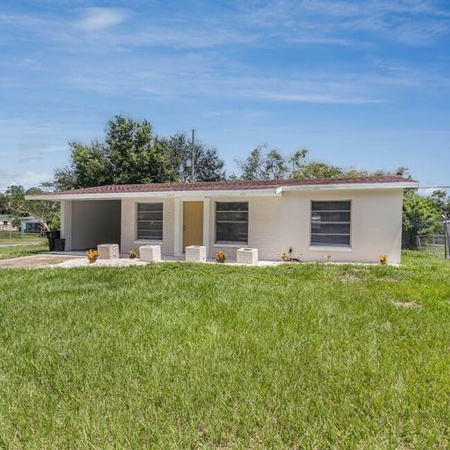 Just Listed - 3 Bedroom Home in Richmond H... - Just Listed - 3 Bedroom Home in Richmond H...