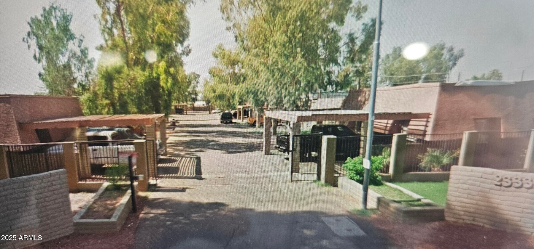 Photo - 2333 W Glenrosa Ave Townhome