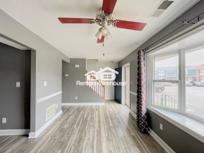 Photo - 121 Charles Parish Dr