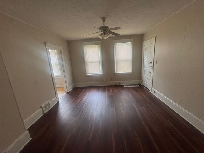 Photo - 6401 Gertrude Ave Unit Front