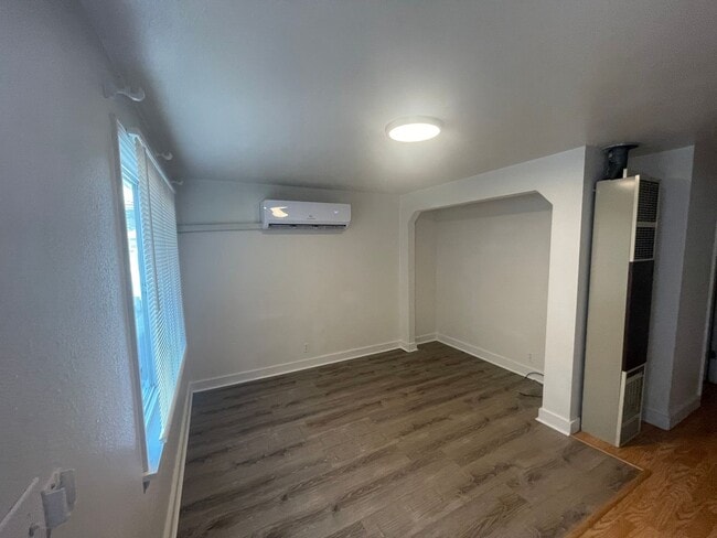 Photo - 205 NW Pine St Unidad 205