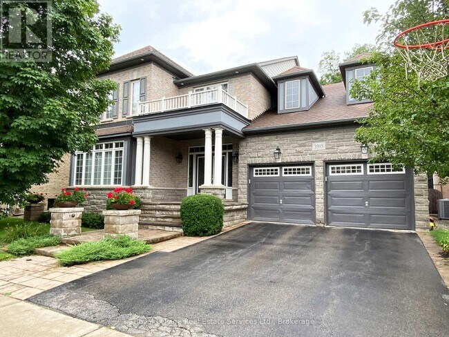 Photo - 3385 Liptay Ave