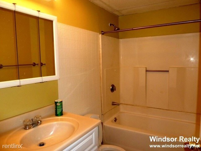 Photo - 3 br, 1 bath Condo - 169 Windsor St