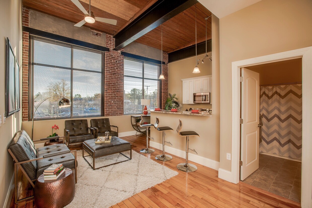 Floor Plan -  Studio 1 Bath