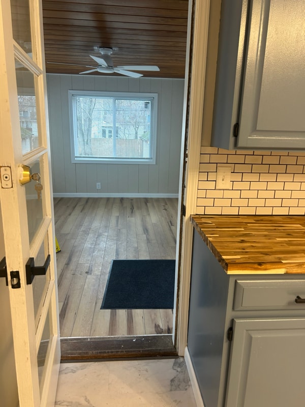 Photo - 352 Barry Rd