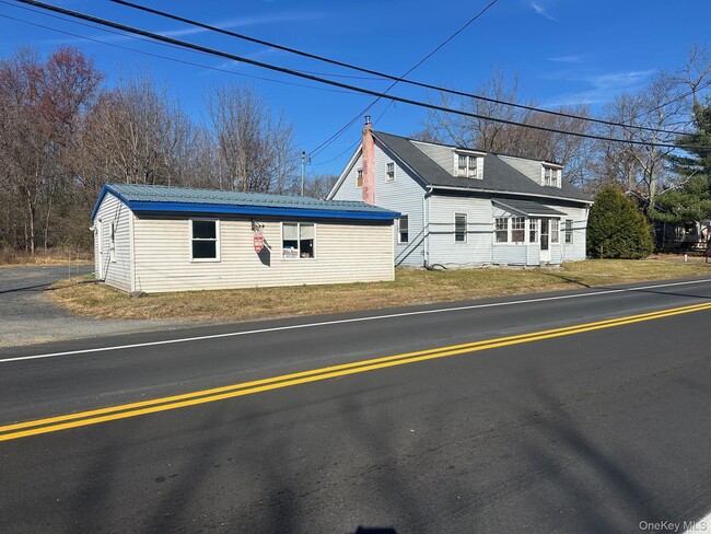 Photo - 1110 NY-94