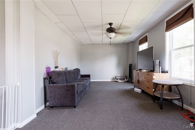 Photo - 215 W Main St