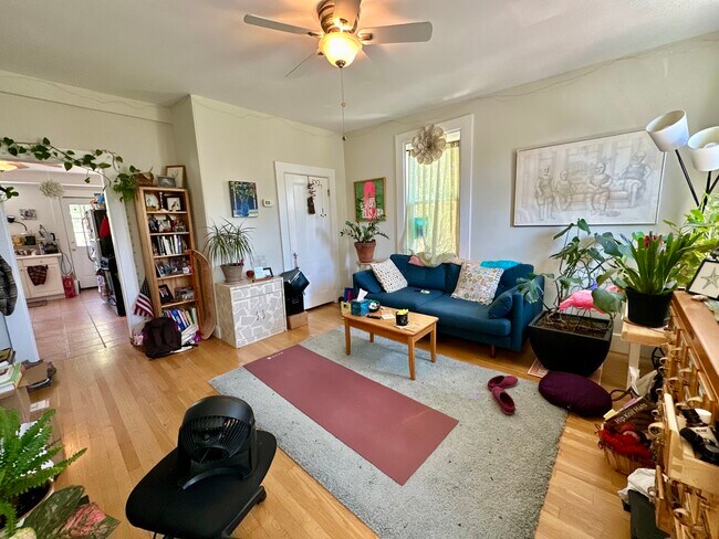 Photo - 68 McBride St Unit 3