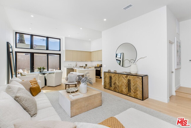 Photo - 3808 College Ave Unit 5