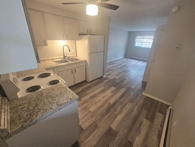 Building Photo - 1099 Westmoreland Rd Unit 2