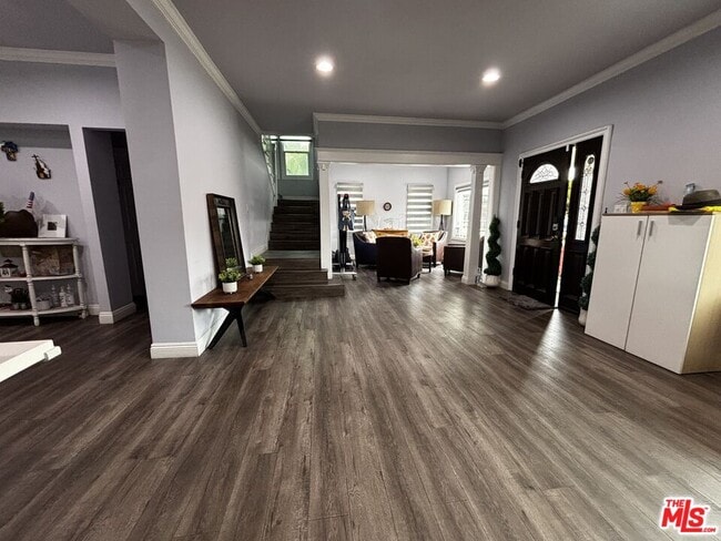 Photo - 741 Crenshaw Blvd