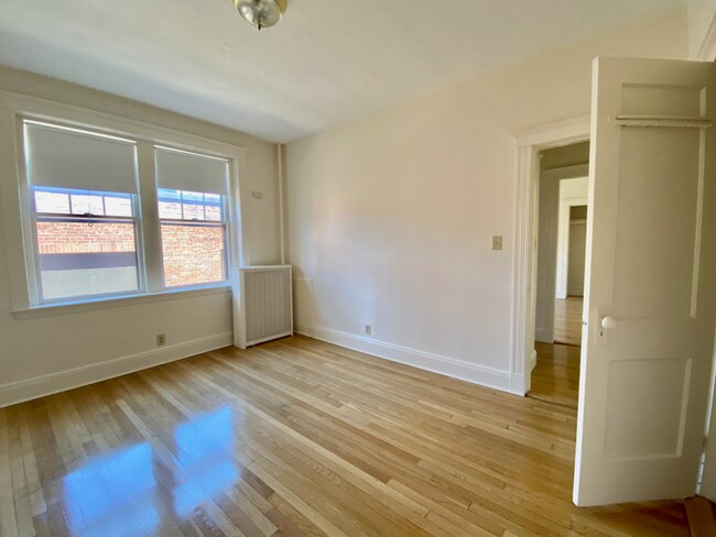 12 Alton Pl Unit 2