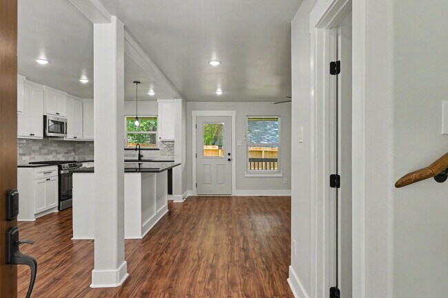 116 Sun City Ln