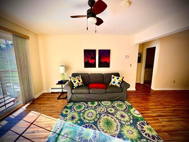 Photo - 267 Hildred Dr