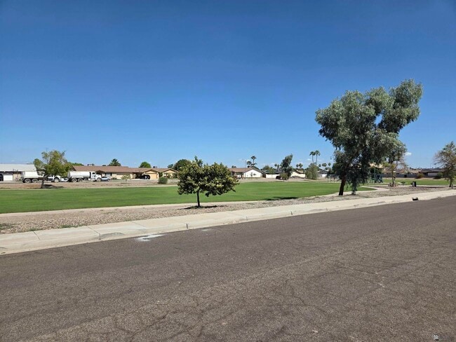 Photo - 3023 W 26th St