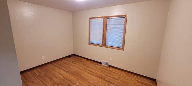 Photo - 1522 Dick Dr