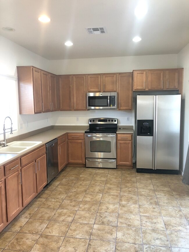 Photo - 4749 E Olney Ave