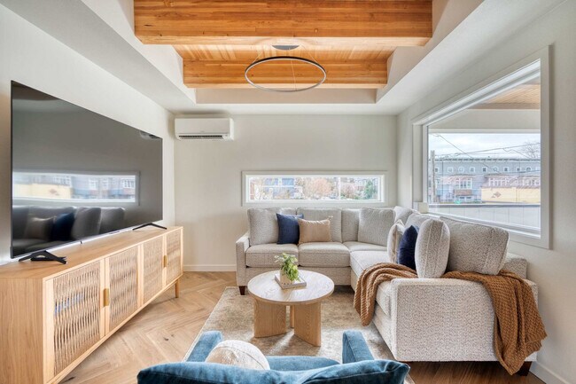 5016 NE 26th Ave Unit SI ID1309868P