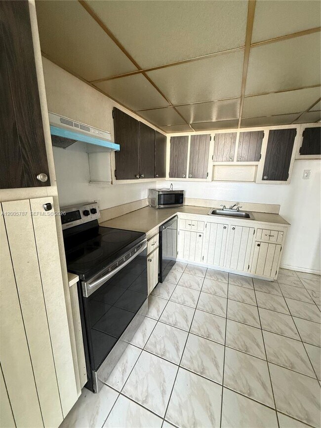 Photo - 2025 NE 164th St Unit 1007