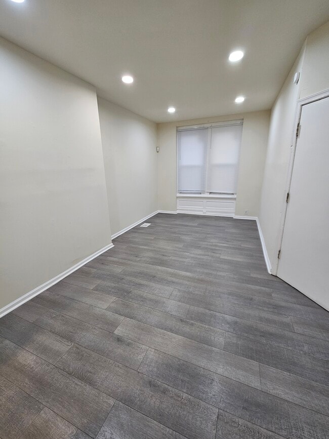 Photo - 2253 N 16th St