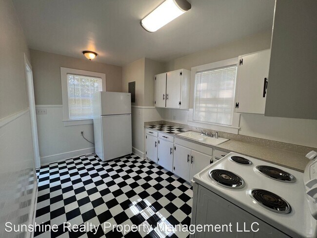 Photo - 2 br, 1 bath House - 504 Poplar St