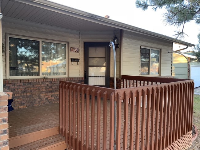 Photo - 230 Reed Ave