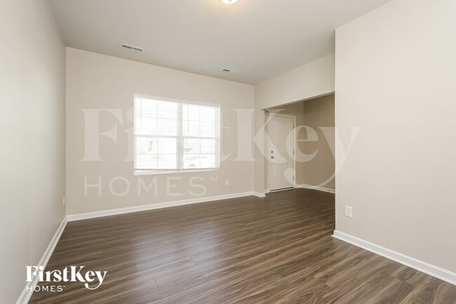 Photo - 3710 Streamside Dr