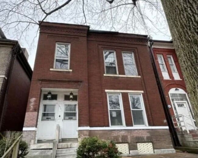 Building Photo - 3616A S Jefferson Ave Unit 2F