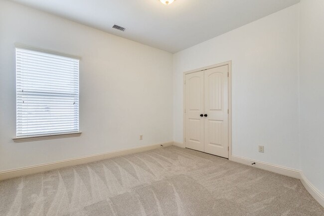 Photo - 1436 Foster St